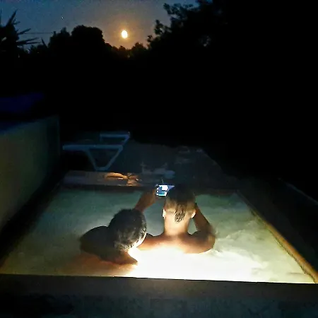 Ca L'eli Different Experience Hutt 12157 منزل ريفي